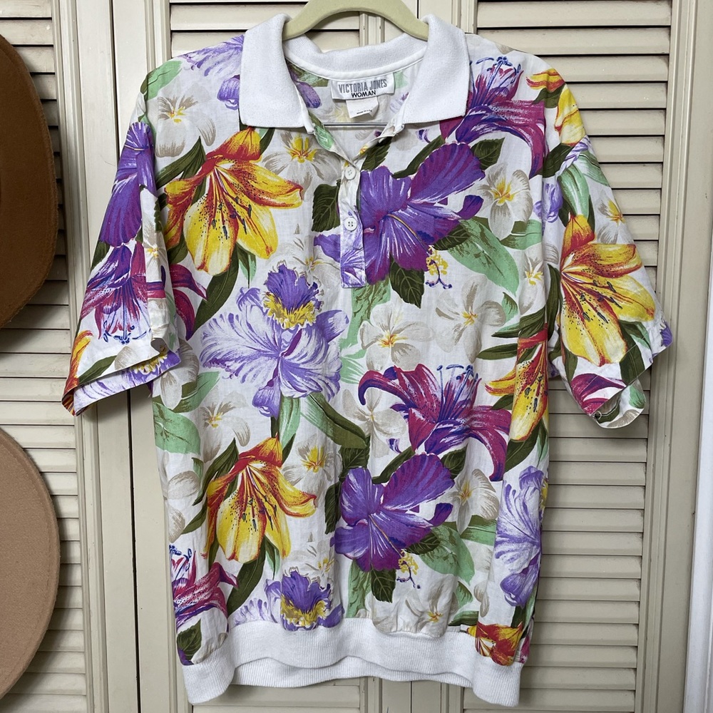 Vintage Victoria Jones Aloha Top